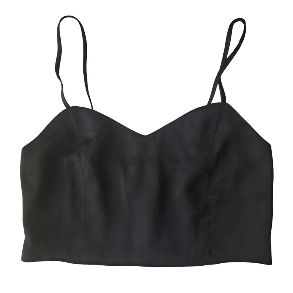 NWT House of Harlow 1960 Black Satin
Like Crop Top Size Medium